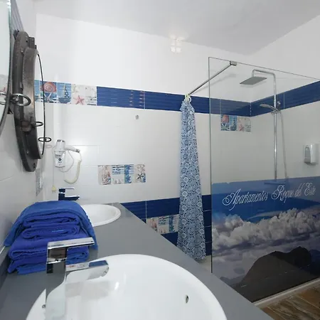 Fischer Roque Del Apartment